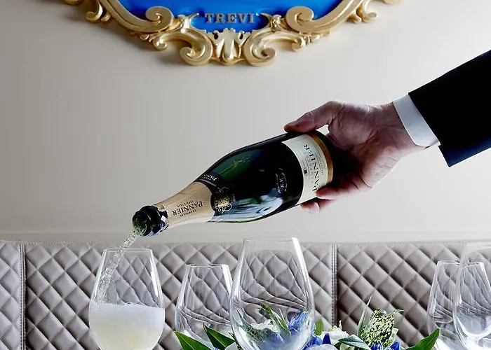 Harry\'S Bar Trevi Hotel & Restaurant